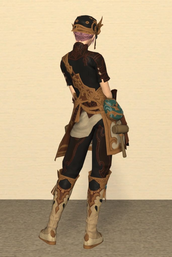 革細工師Lv60：ハイドキープ（ハイドマスター）装備 背面